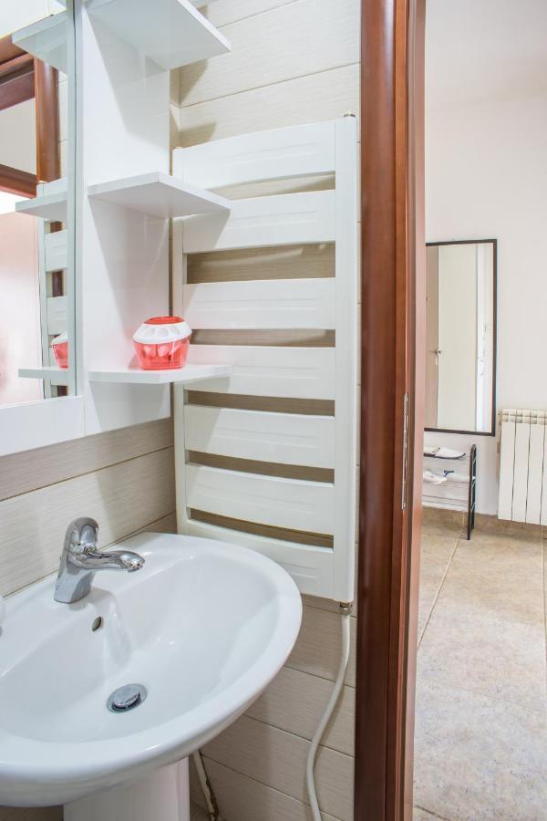 Gloria Apartman Zabljak  Luaran gambar