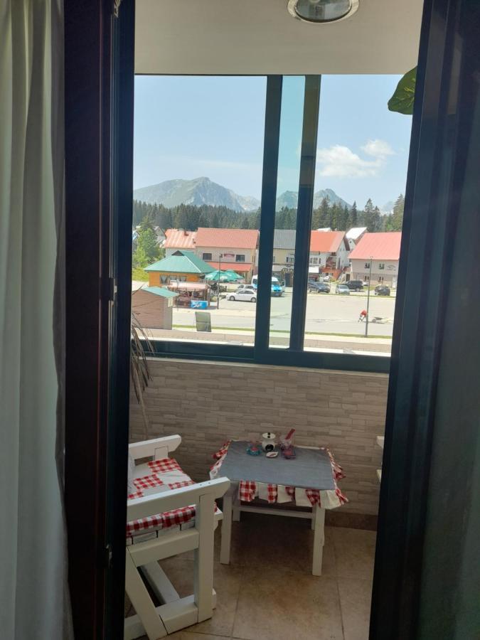 Gloria Apartman Zabljak  Luaran gambar